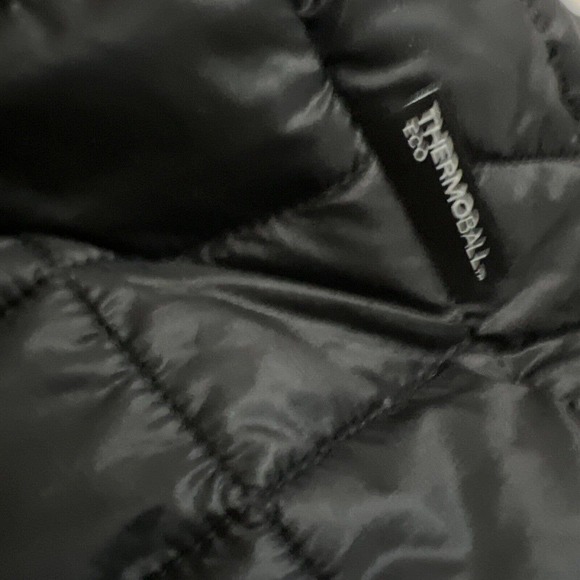 NWT The North Face Thermoball Puffer Quilted Vest Full Zip Mens Size Large Black - Picture 4 of 8